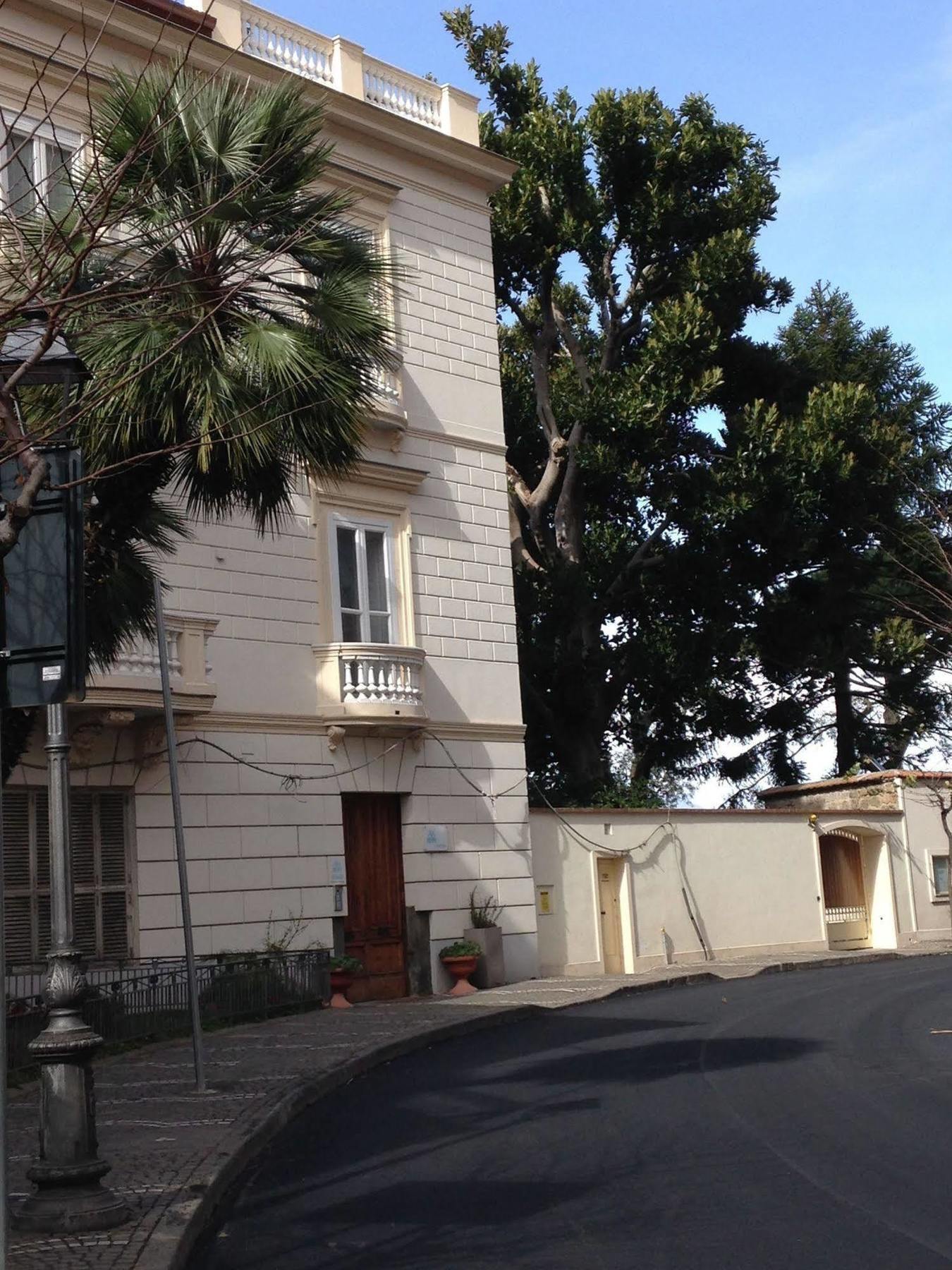 Apartment Agora